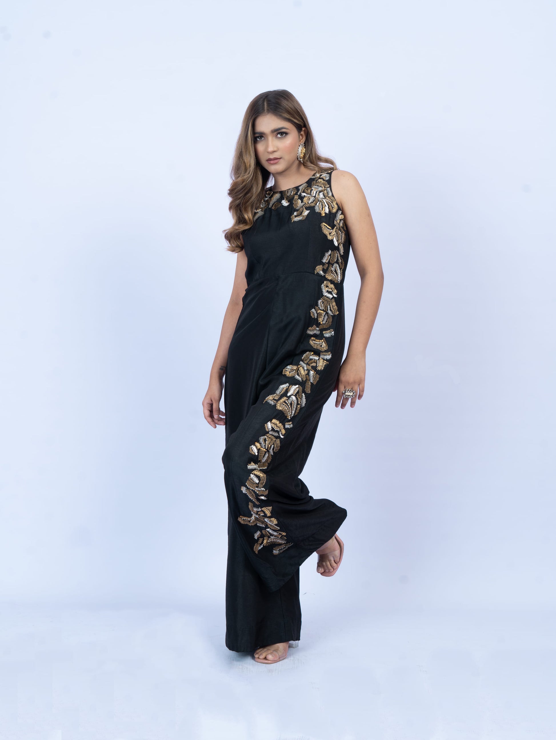 Embroidered sleeveless jumpsuit