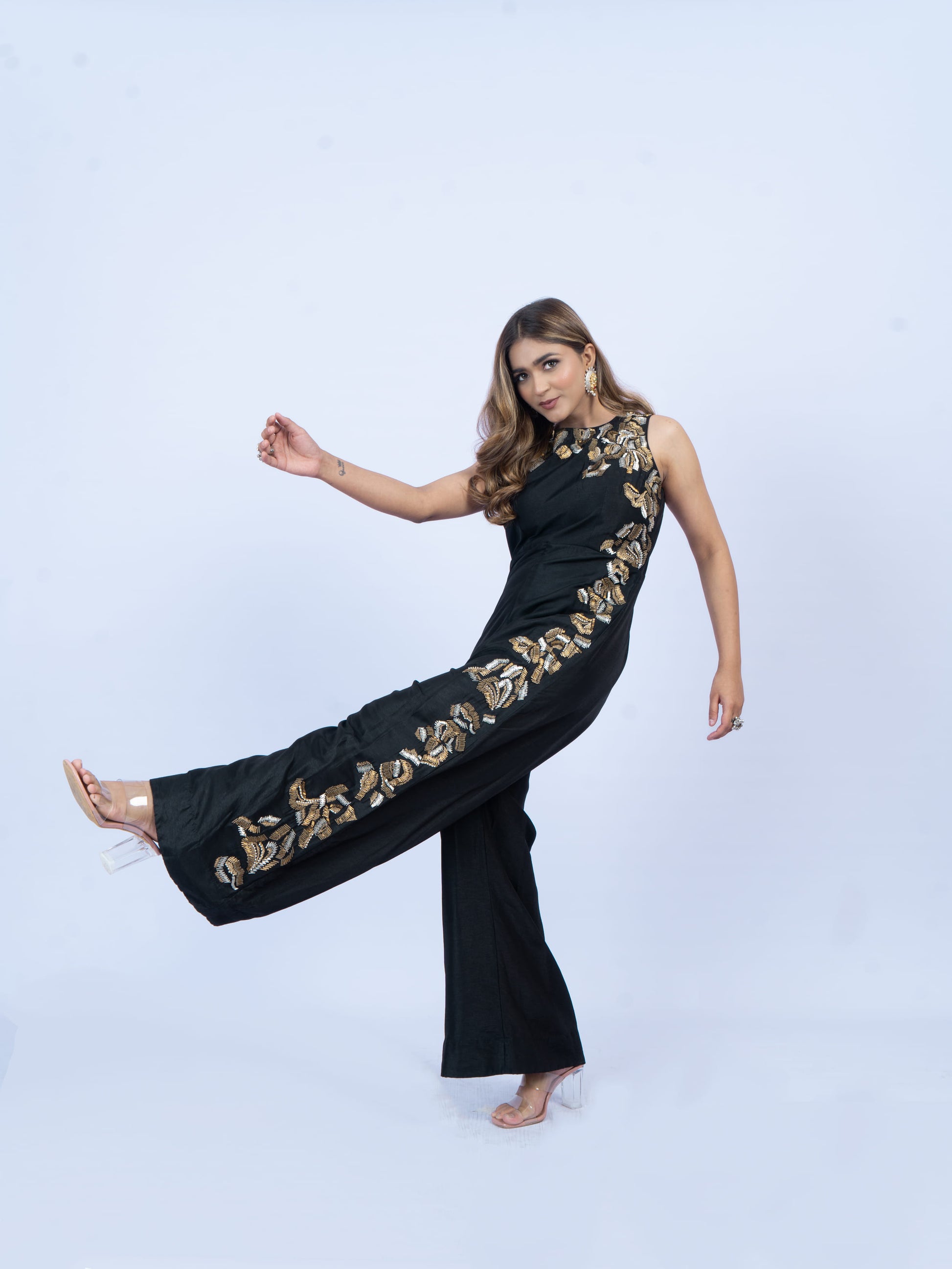 Embroidered sleeveless jumpsuit