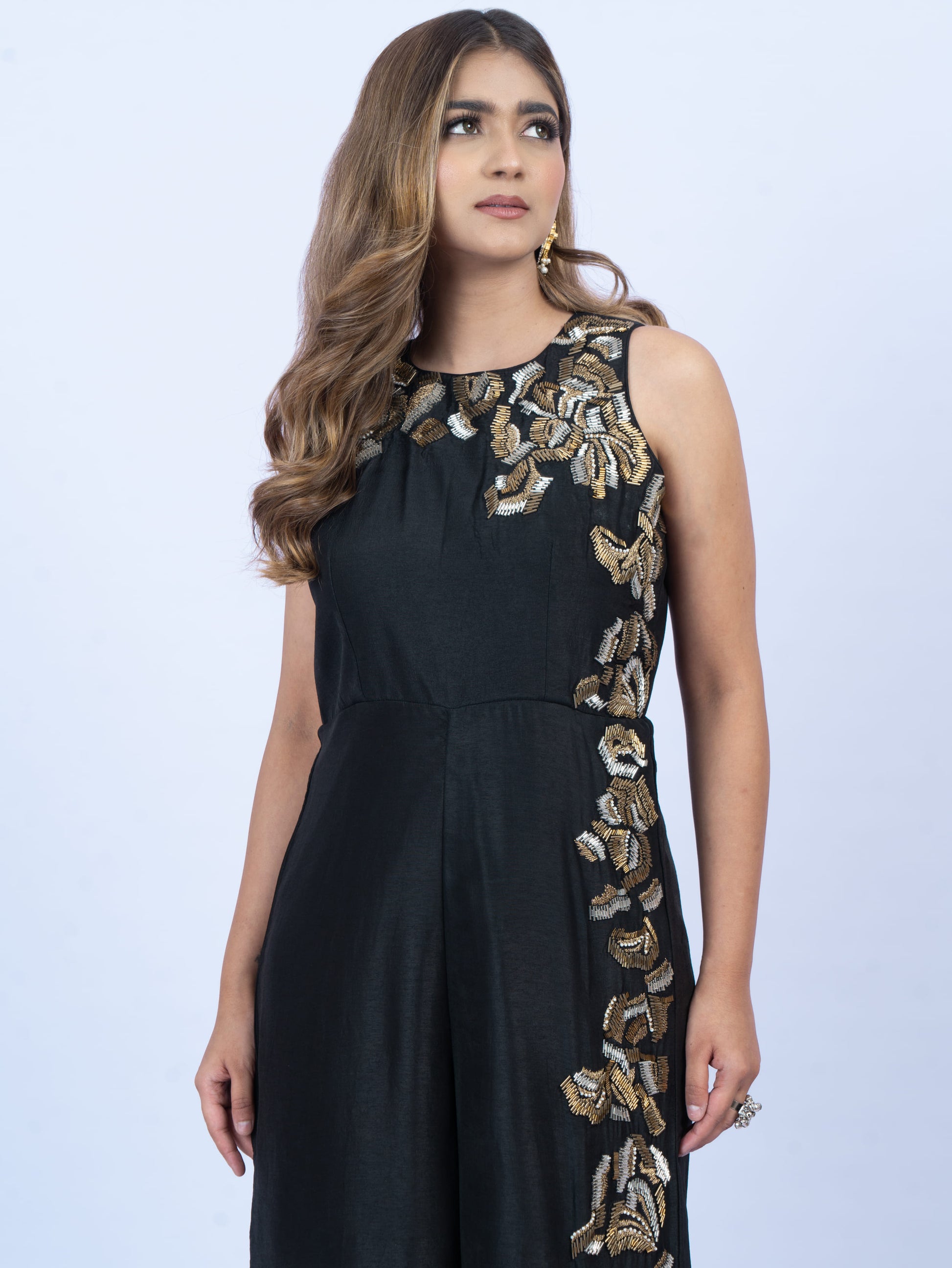 Embroidered sleeveless jumpsuit