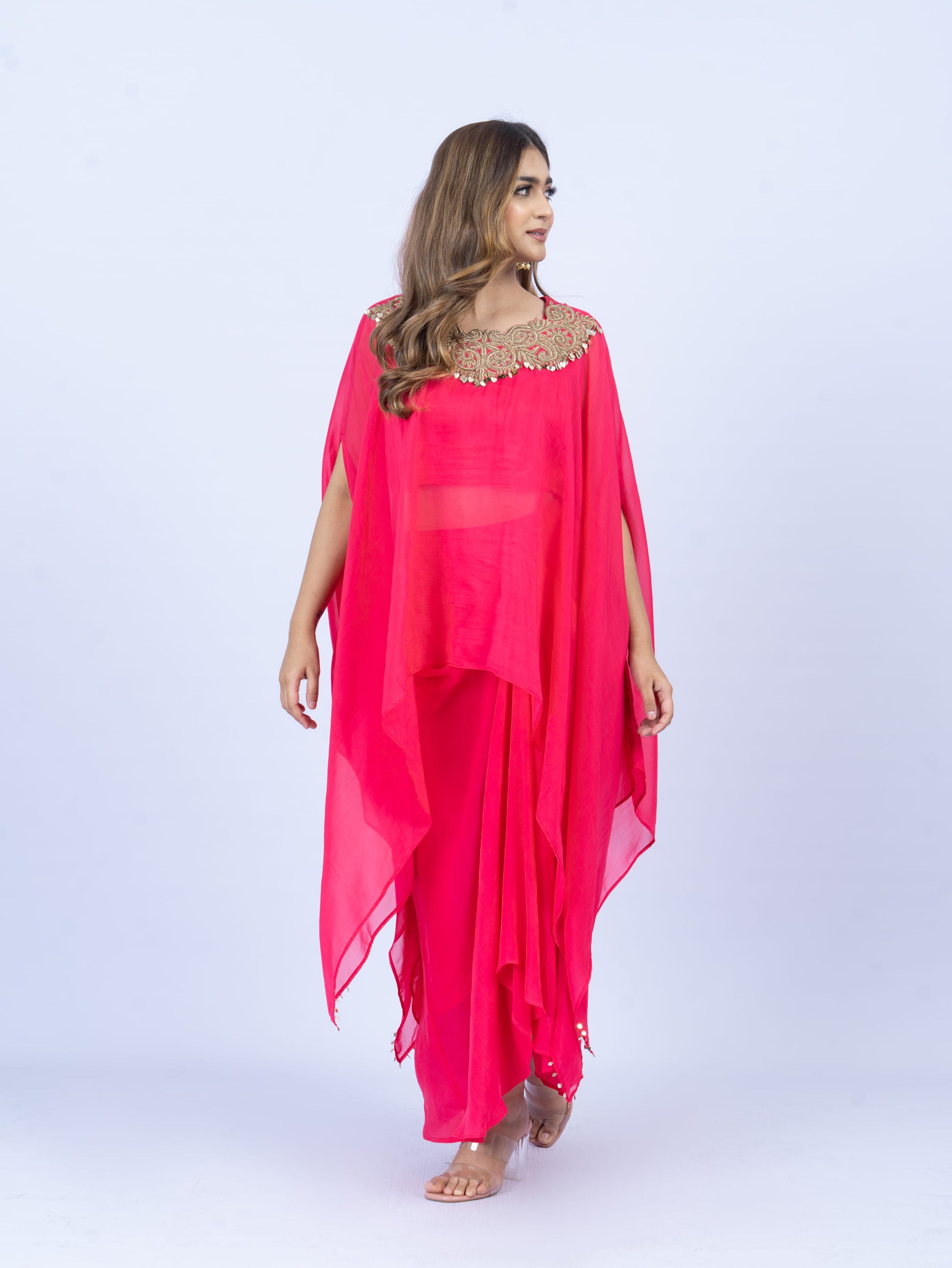 Solid cape set paired with drape skirt
