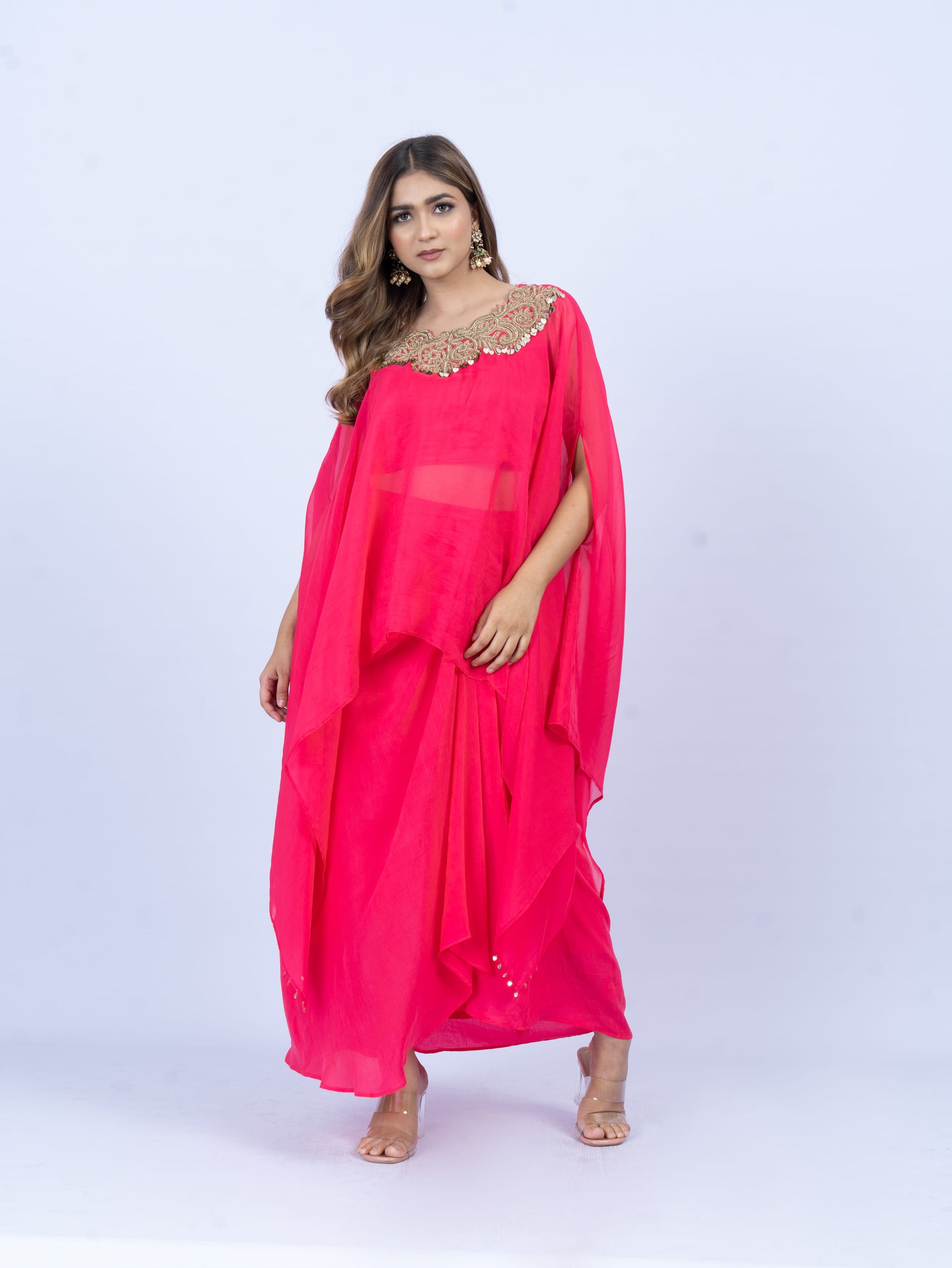 Solid cape set paired with drape skirt