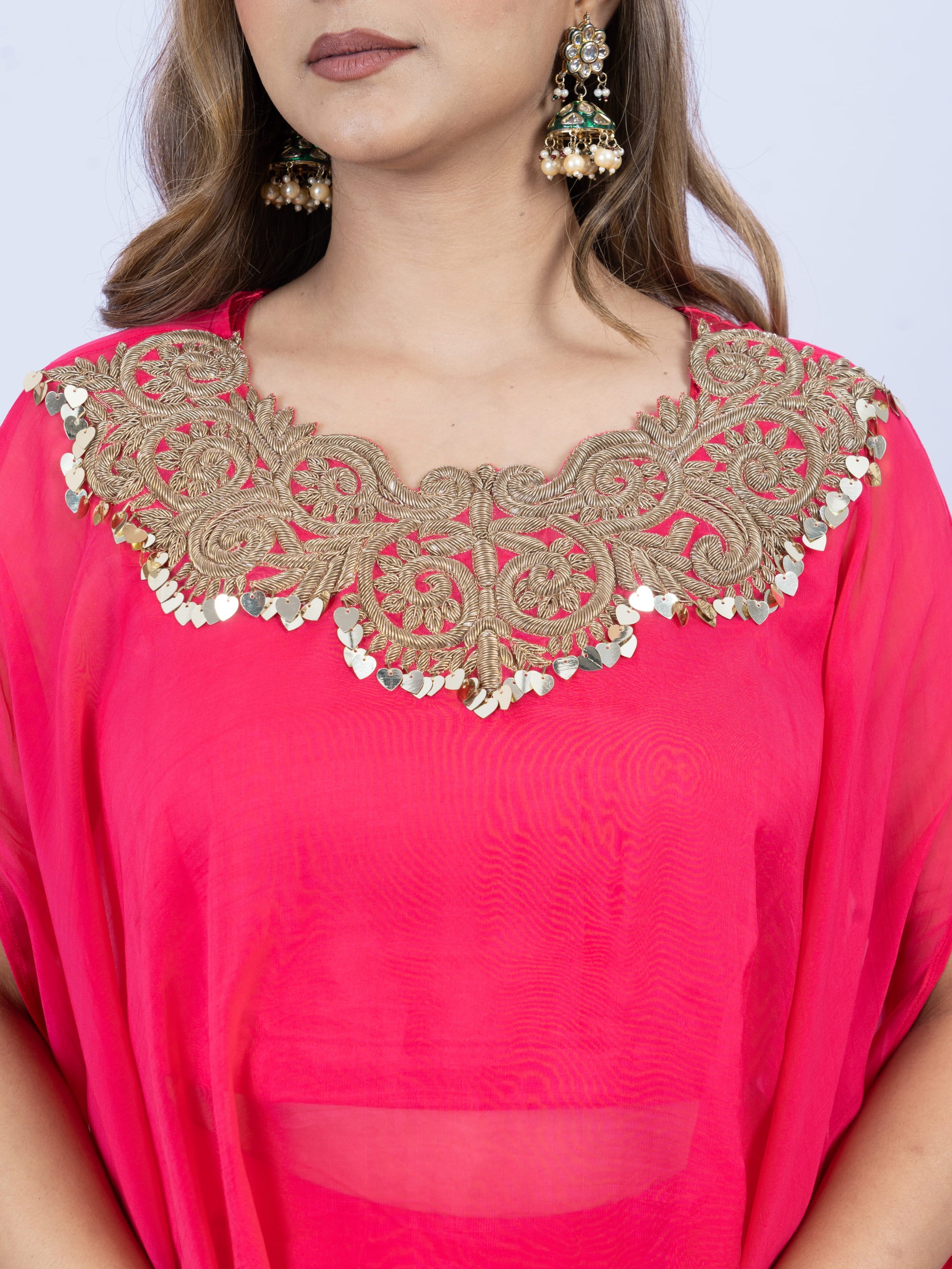 Solid cape set paired with drape skirt