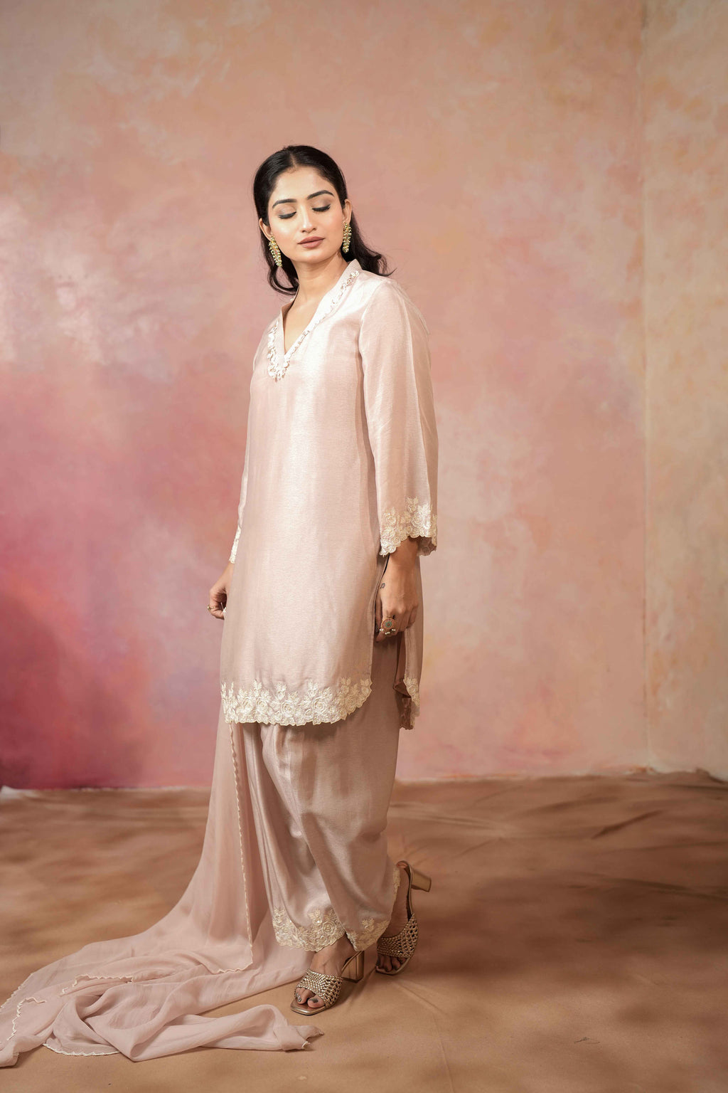 SHORT KURTA WITH SALWAR PANTS AND DUPATTA
