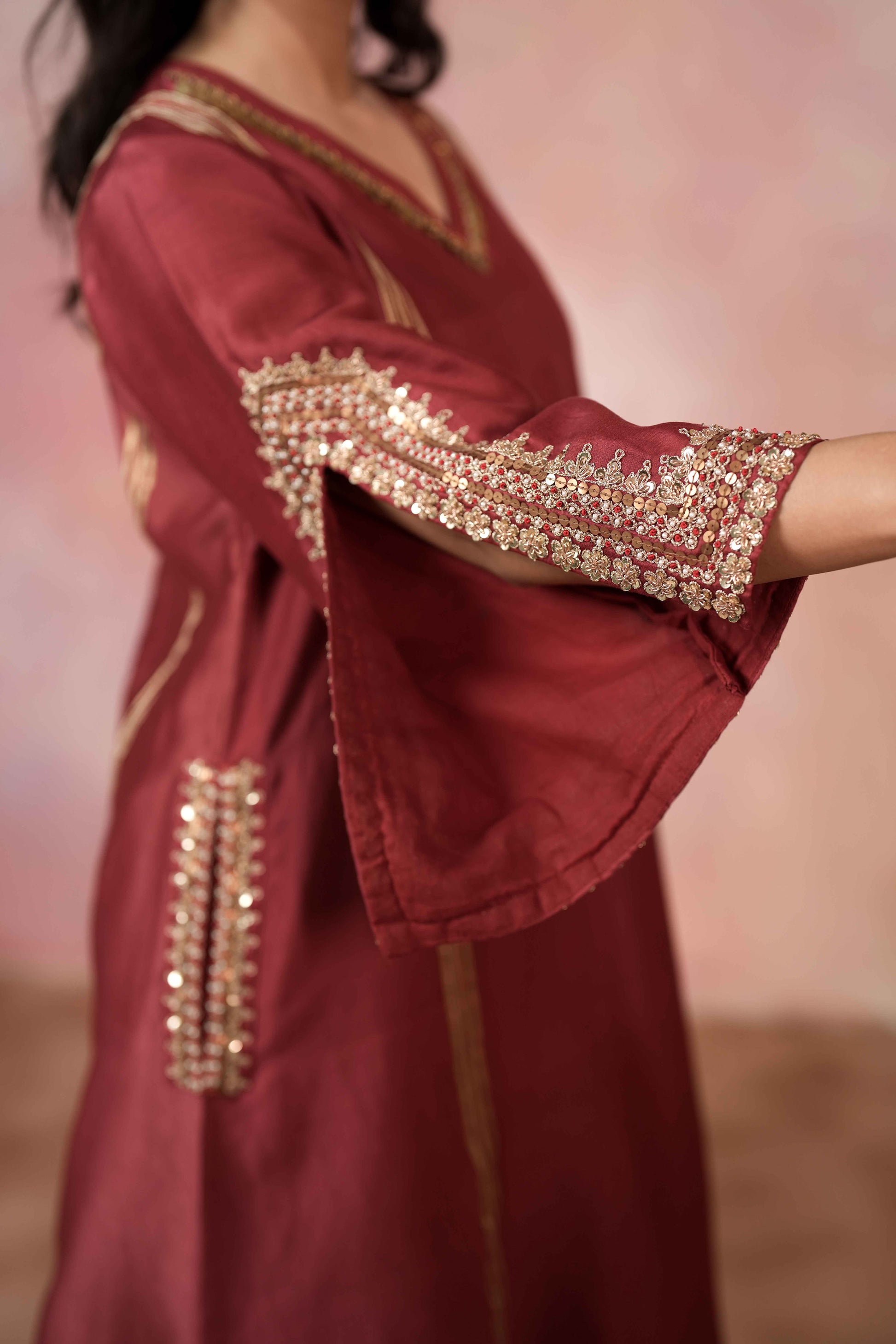 SLIGHT  A-LINE KURTA WITH EMBROIDERED STRAIGHT PANTS