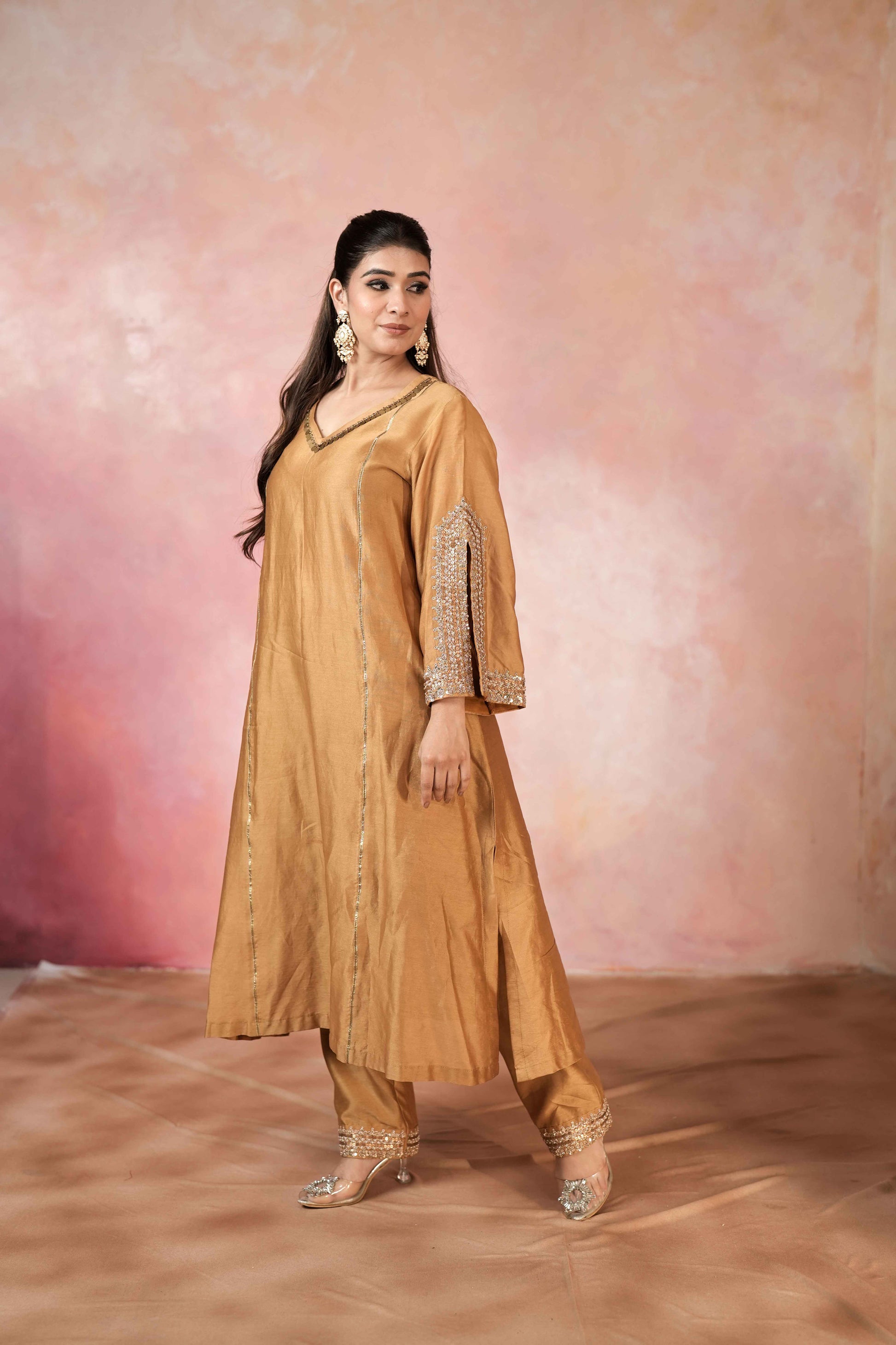 SLIGHT  A-LINE KURTA WITH EMBROIDERED STRAIGHT PANTS