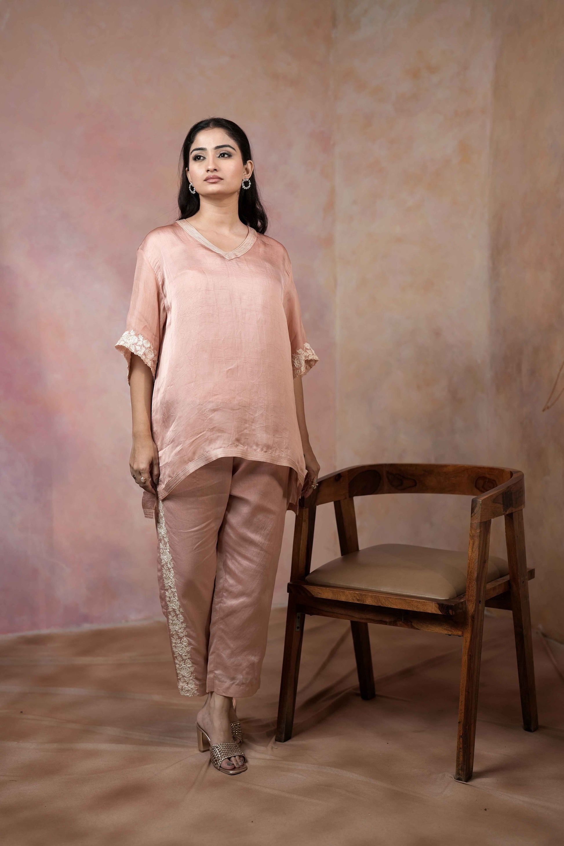 DROP SHOULDER TUNIC SET WITH EMBROIDERED PANTS