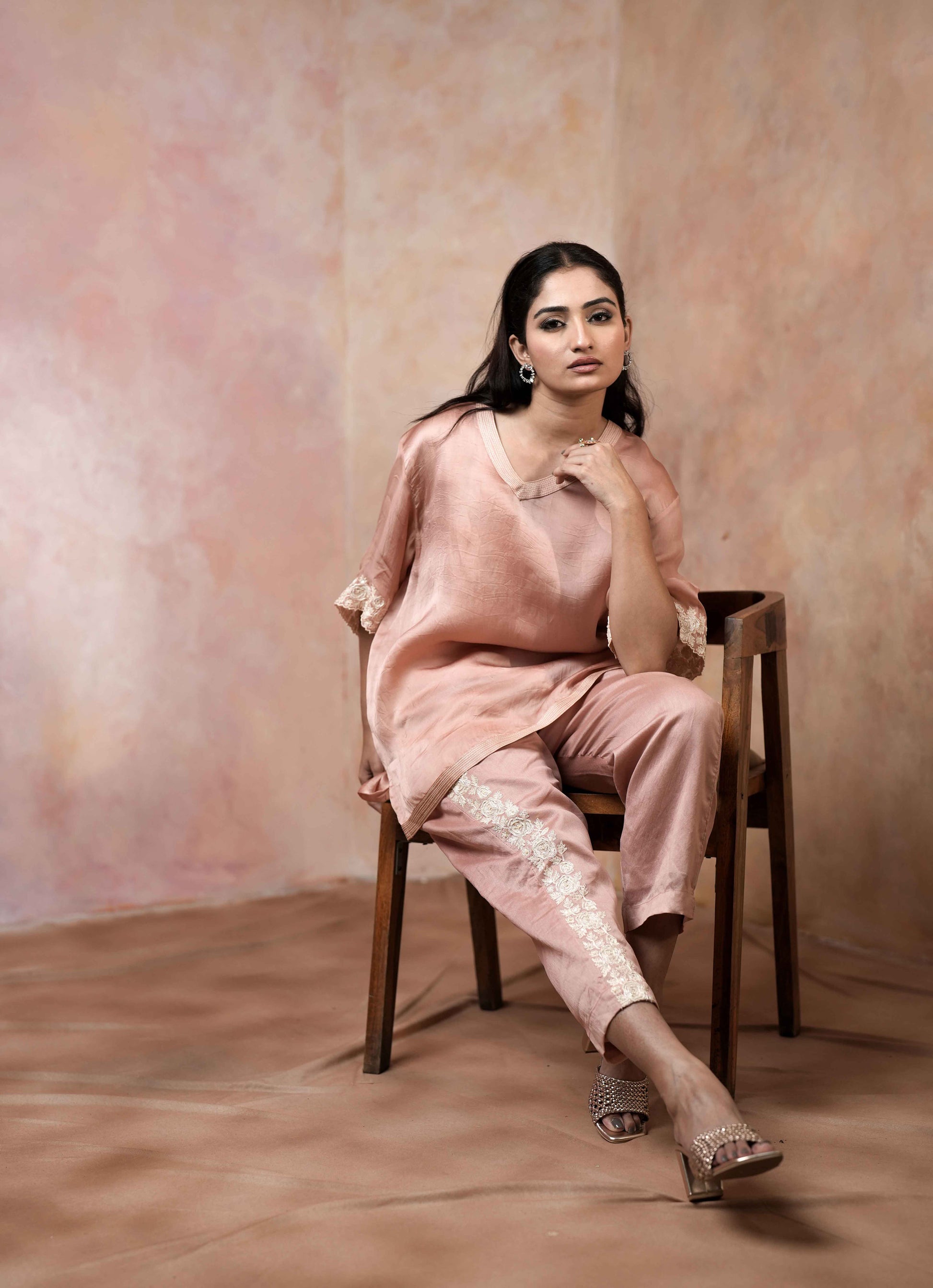 DROP SHOULDER TUNIC SET WITH EMBROIDERED PANTS