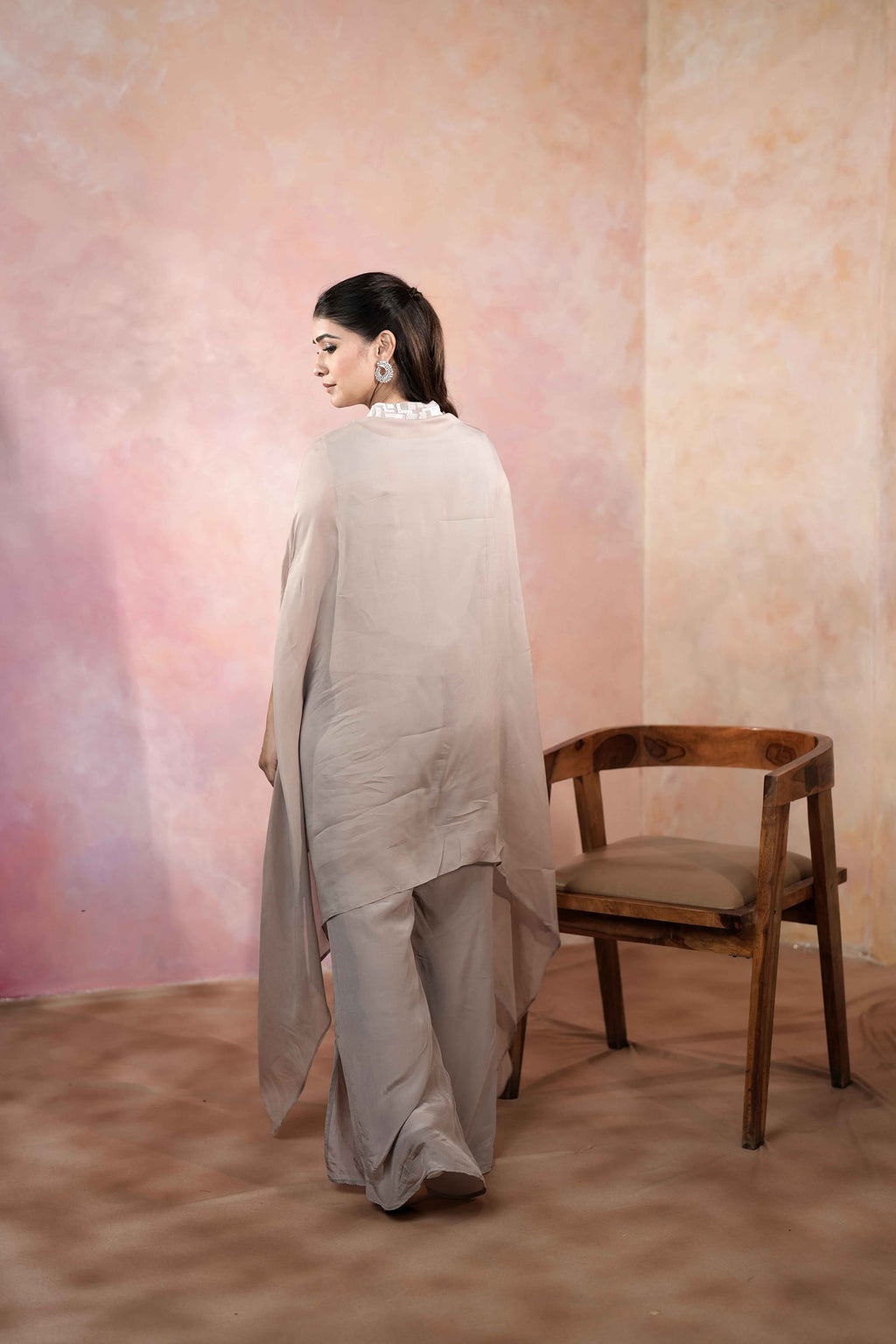 SHAWL COLLAR CAPE SET