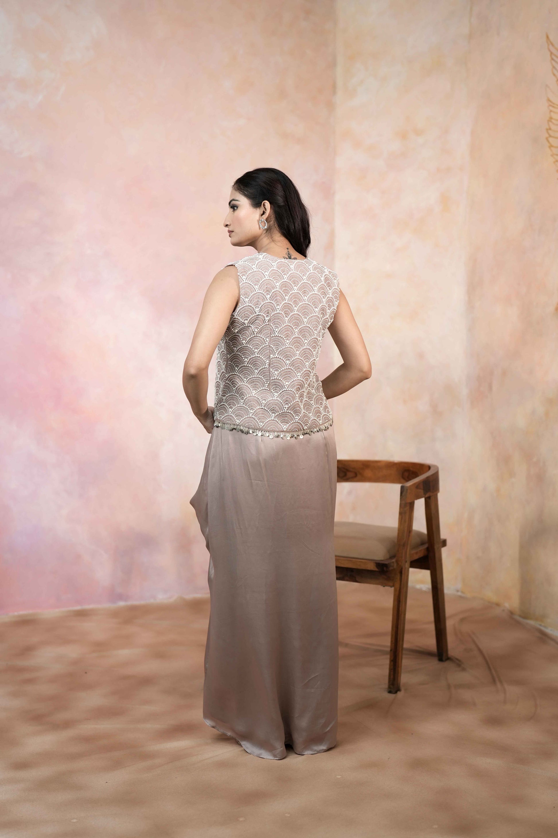 WAISTCOAT SET WITH A DRAPE