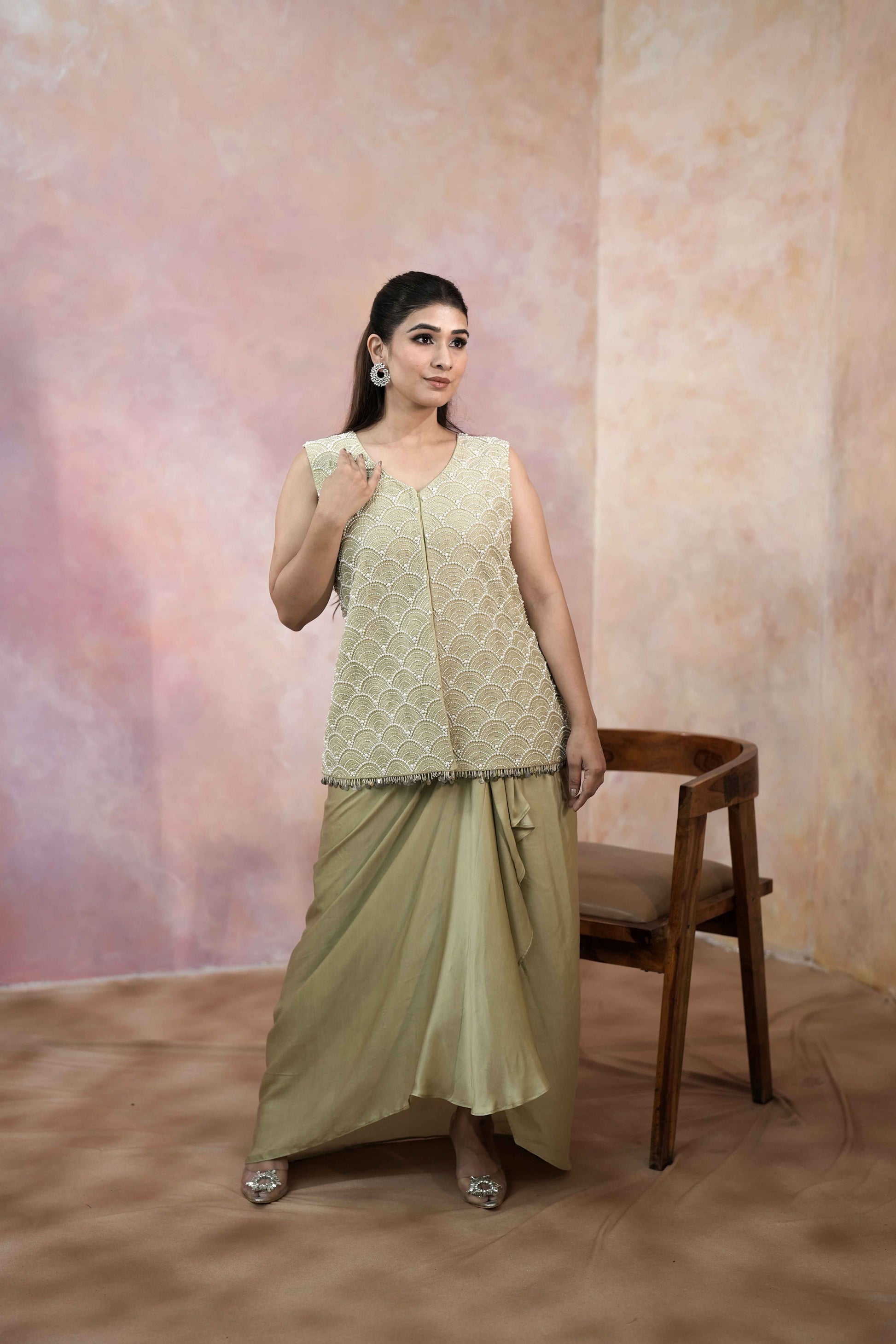 WAISTCOAT SET WITH A DRAPE