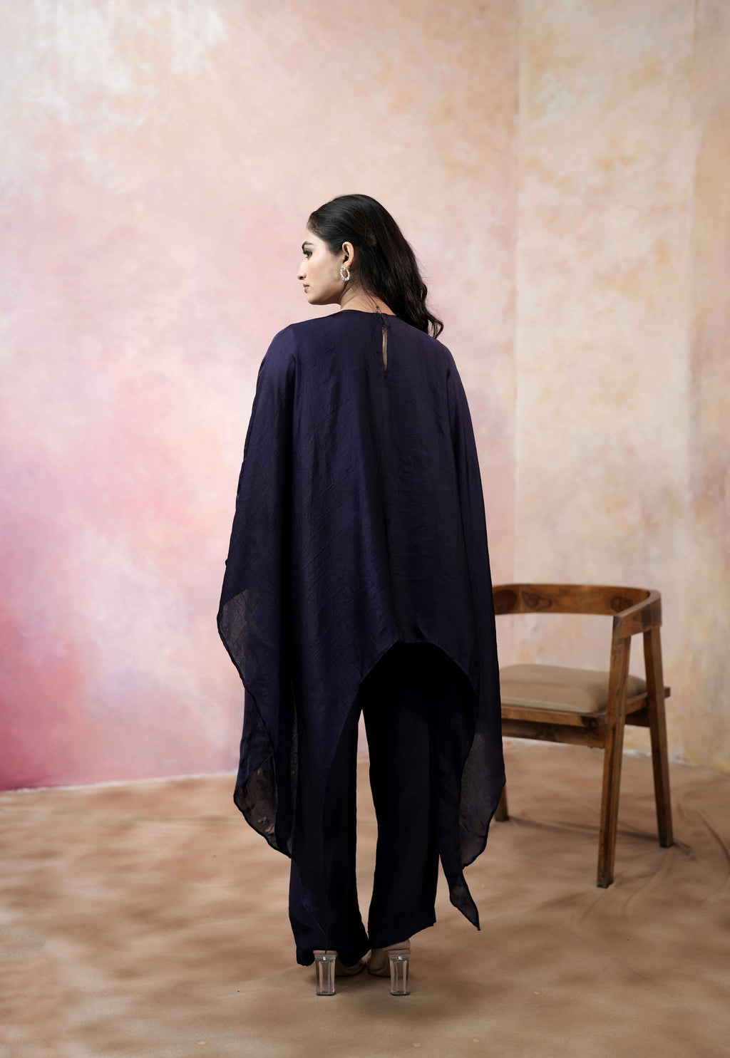 CAPE SET WITH PANTS