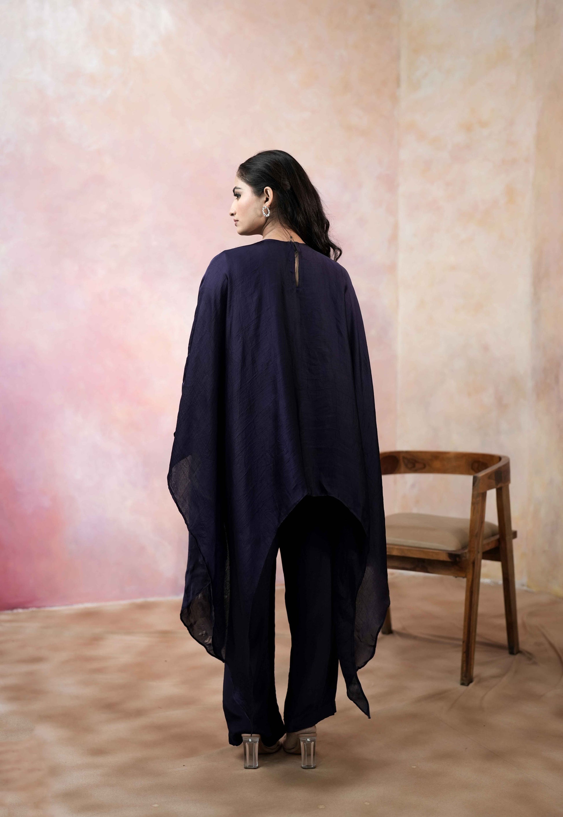 CAPE SET WITH PANTS