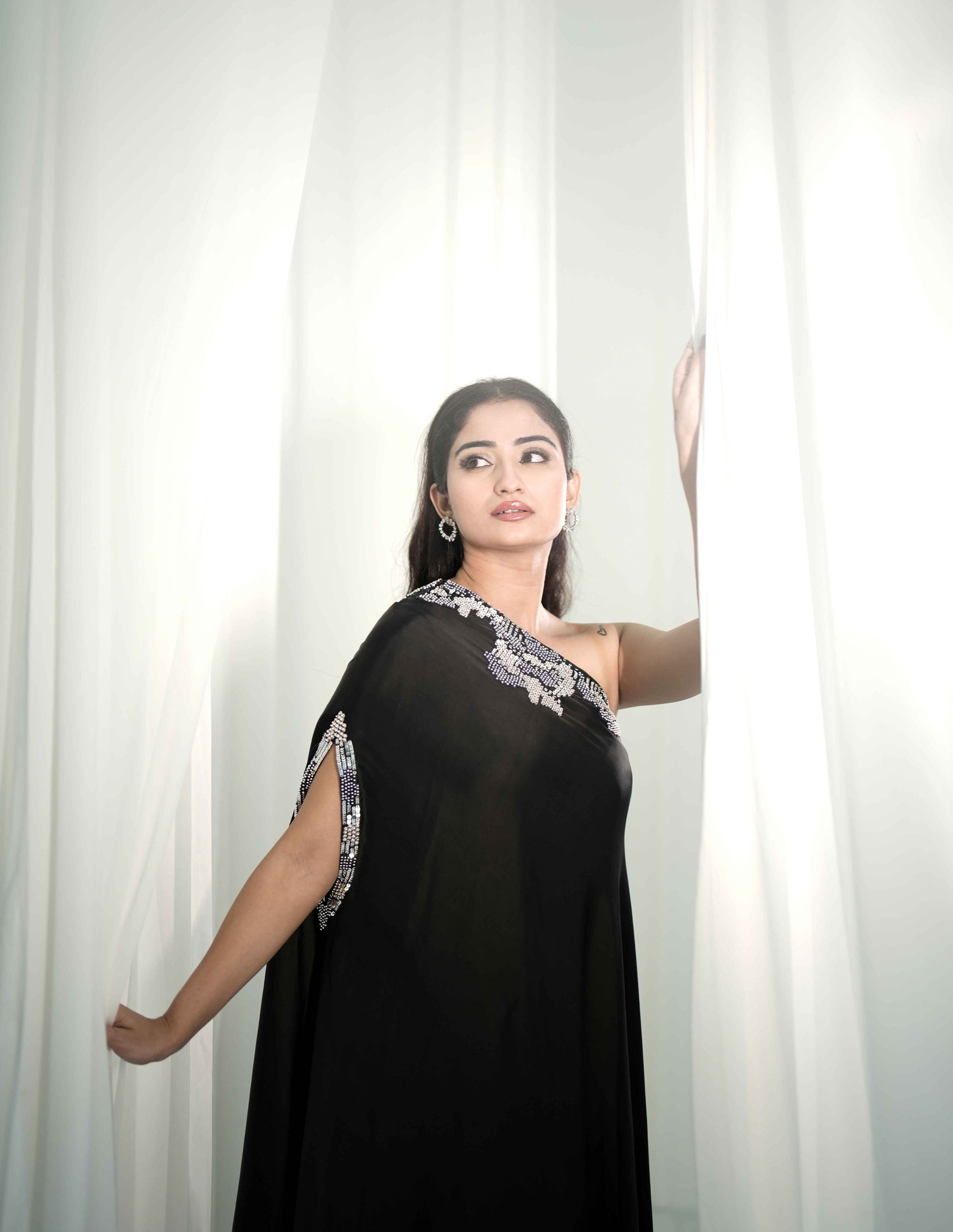 ONE SHOULDER FULL LENGTH DRESS
