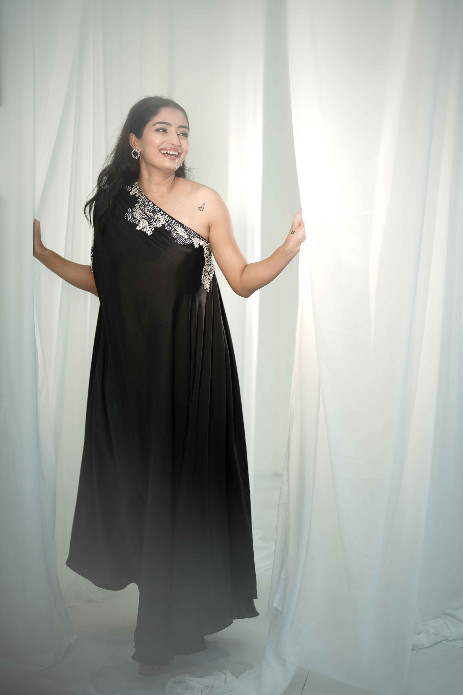 ONE SHOULDER FULL LENGTH DRESS