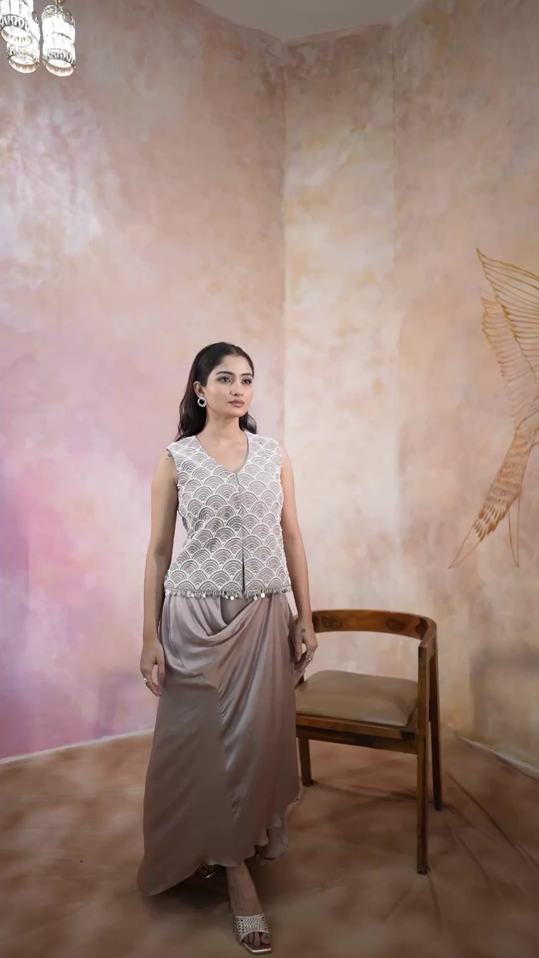 WAISTCOAT SET WITH A DRAPE